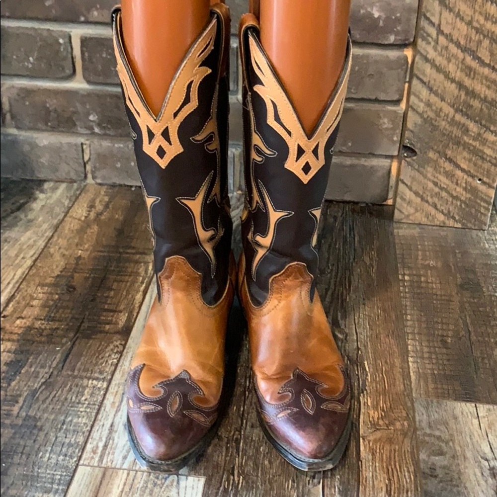 Cowboy Boot - Picture 1 of 6